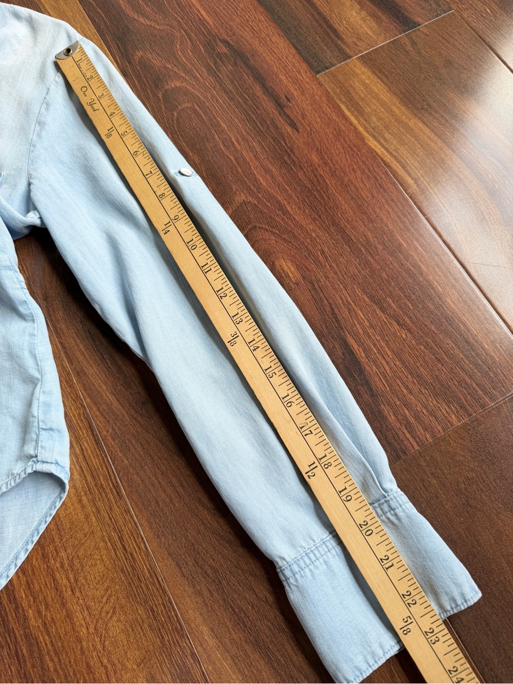 Cloth and Stone Lyocell Roll Sleeve Chambray Button Down Shirt Womens S - Picture 6 of 8
